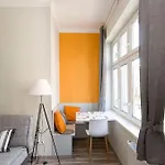 I Apartment